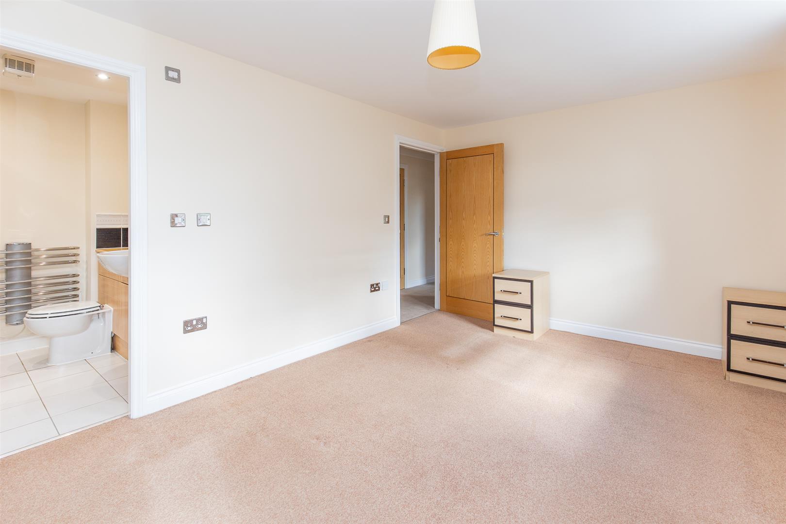 Marine Crescent, Chorley